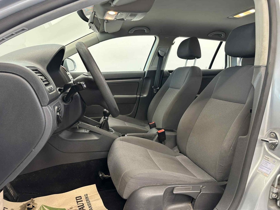 VW Golf V 1,6 Trendline Variant 5d