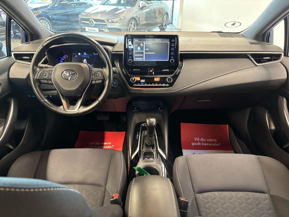 Toyota Corolla 1,8 Hybrid H3 Smart Touring Sports MDS 5d