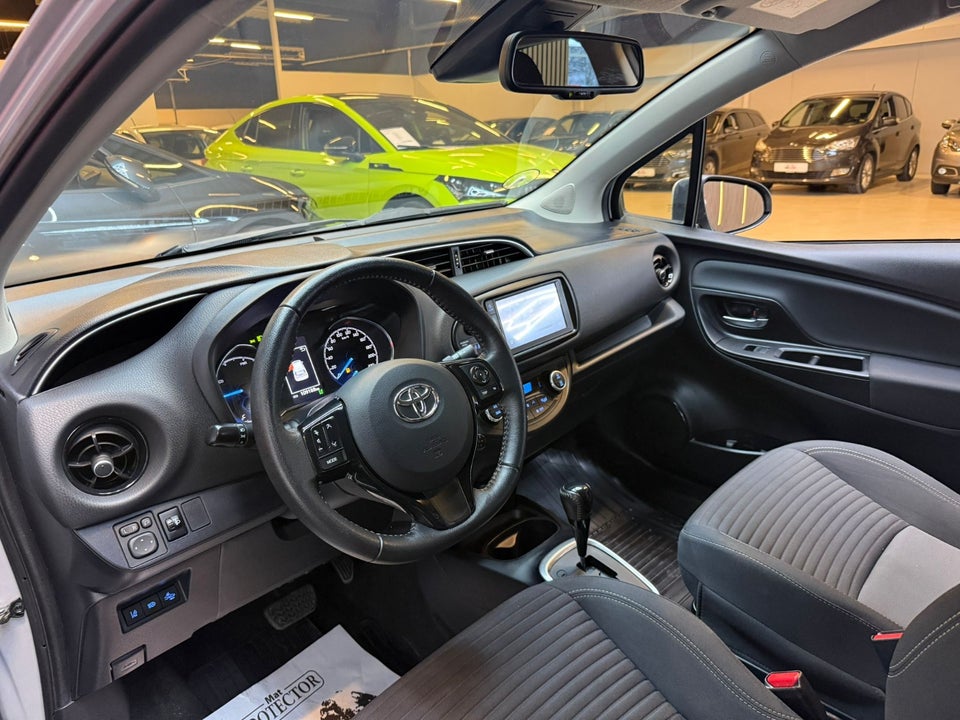 Toyota Yaris 1,5 Hybrid H3 Smart e-CVT 5d