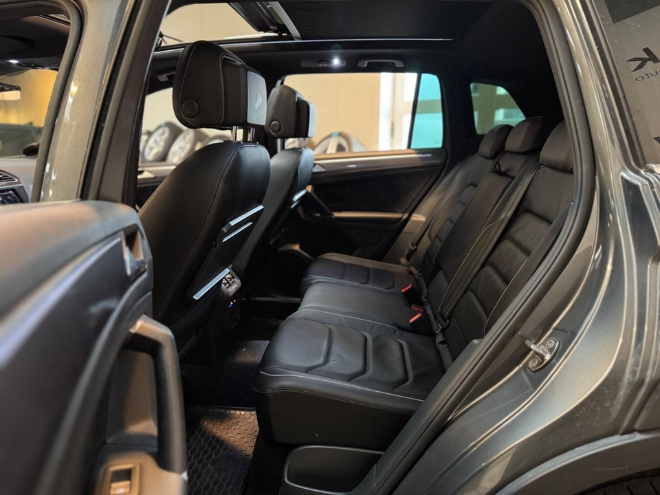 VW Tiguan 2,0 TDi 240 R-line DSG 4Motion 5d