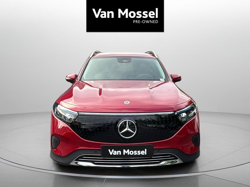 Mercedes EQB300 Progressive Advance Plus 4Matic 5d