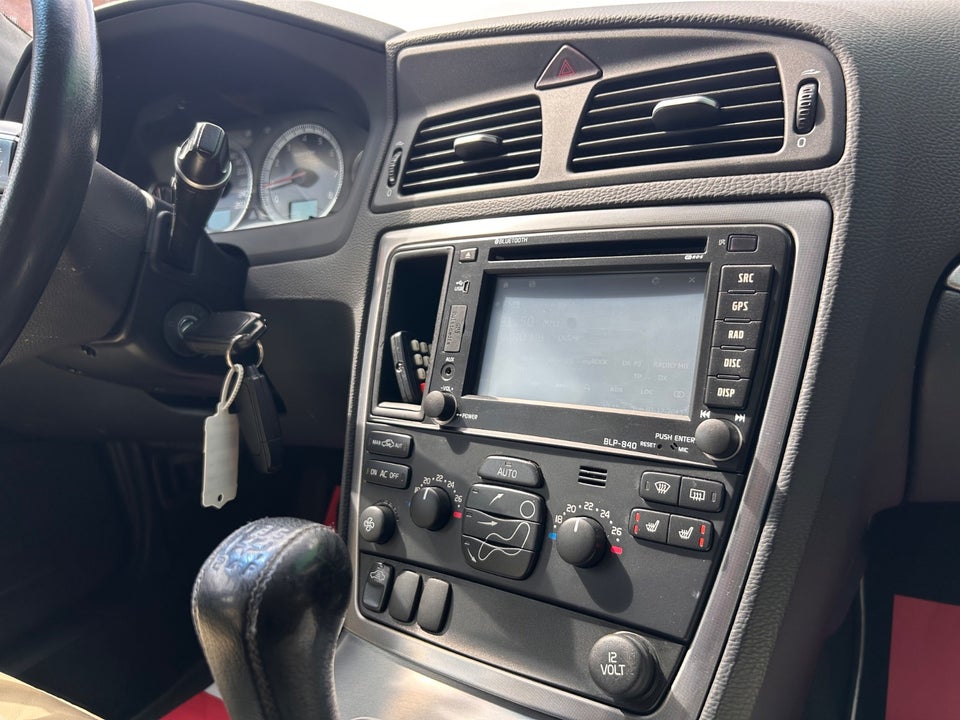 Volvo S60 2,4 140 4d