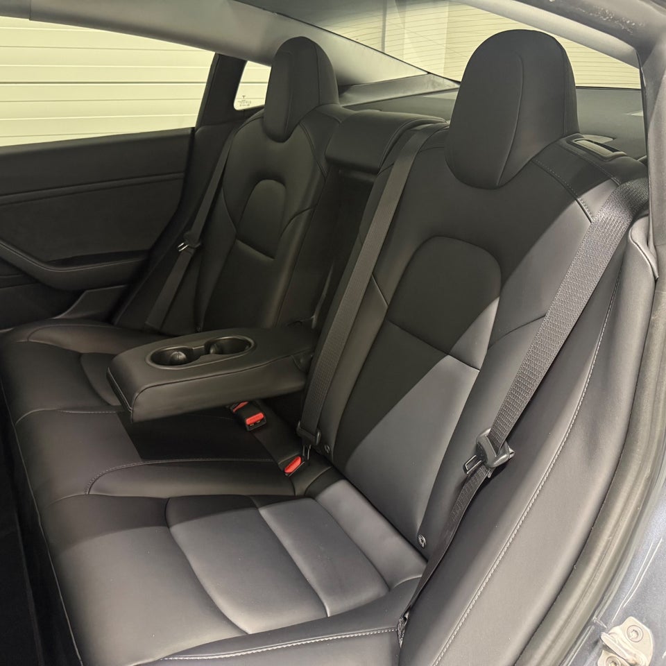 Tesla Model 3 Performance AWD 4d