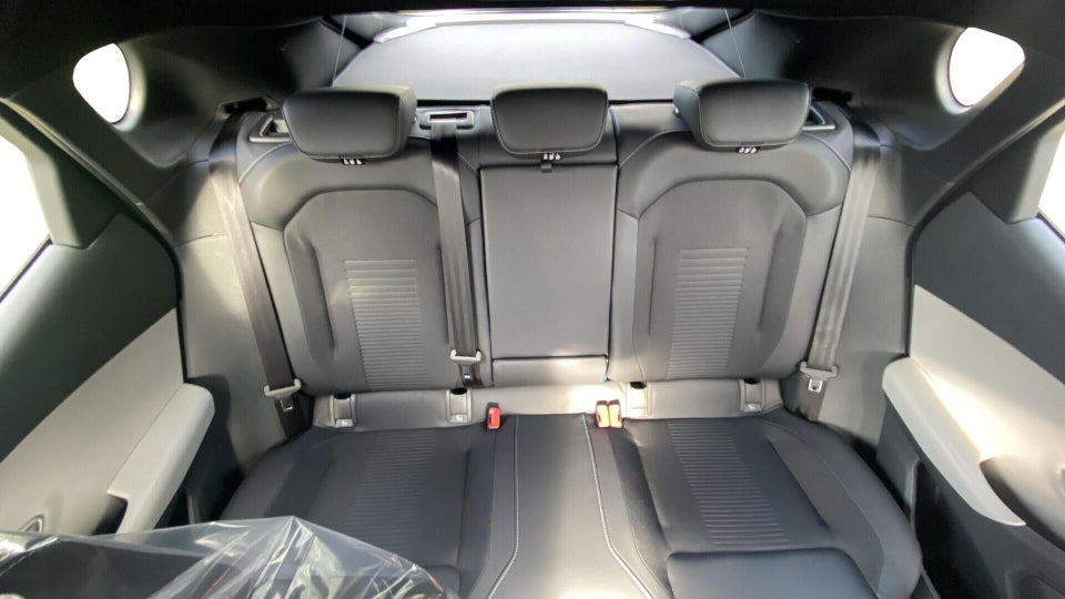 Ford Capri 82 Select Extended Range 5d