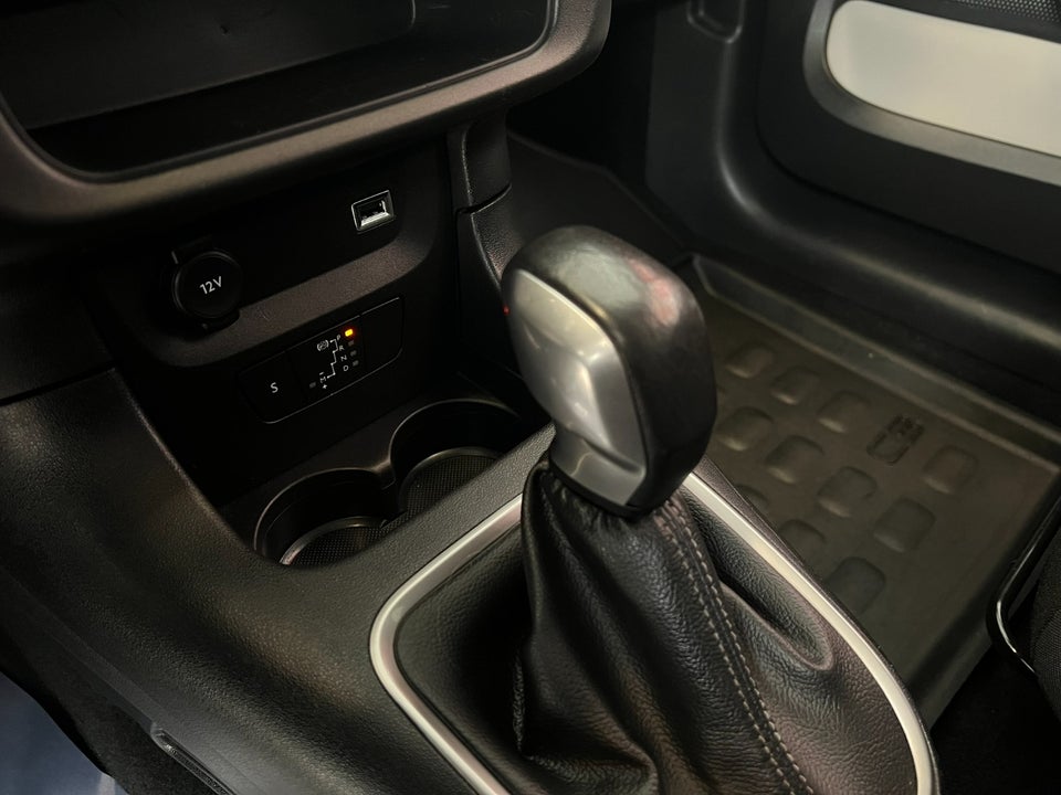 Citroën C3 1,2 PureTech 110 Shine EAT6 5d