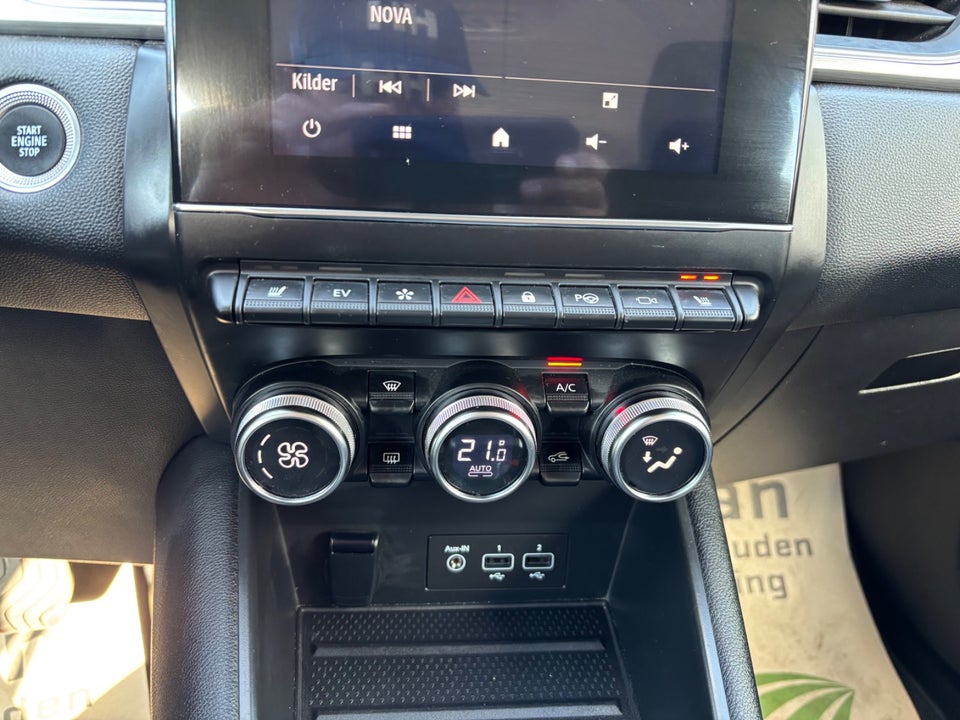 Renault Captur 1,6 E-Tech Intens 5d