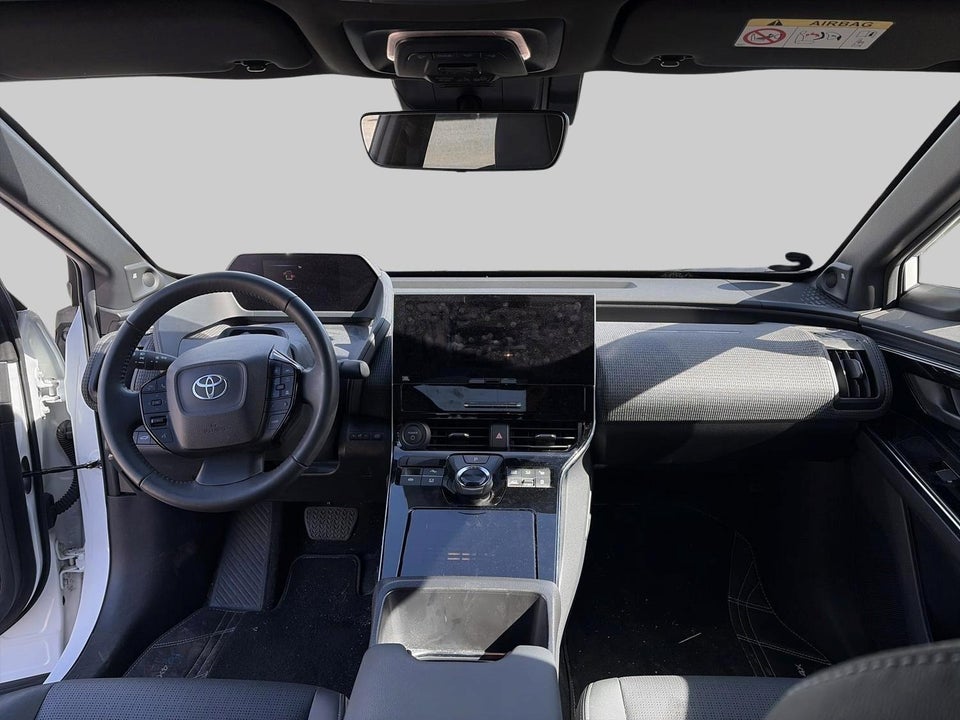 Toyota bZ4X Executive AWD 5d