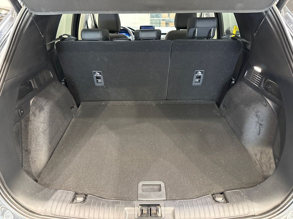Ford Kuga 2,5 PHEV Vignale CVT 5d