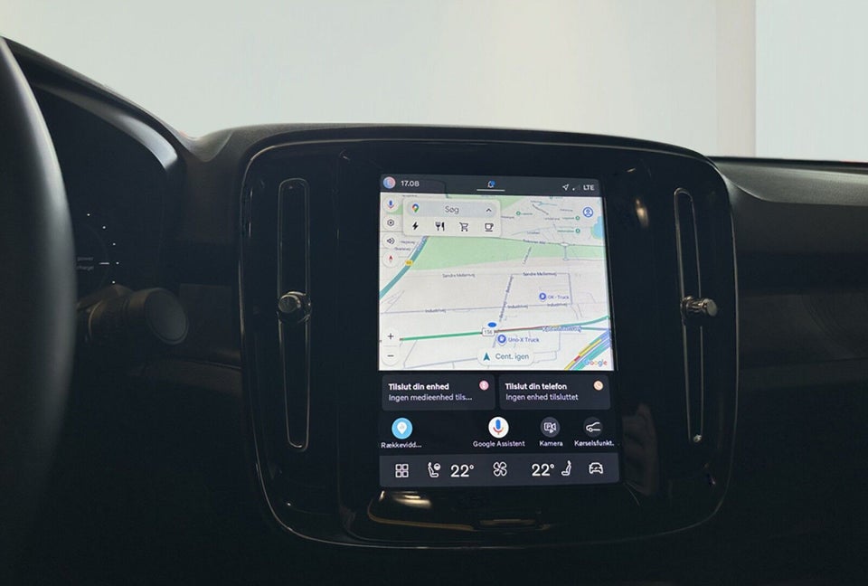 Volvo EC40 Twin Black Edition 5d