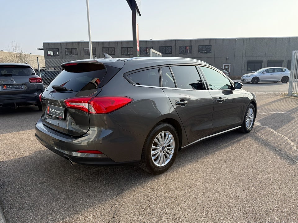 Ford Focus 1,5 EcoBoost Titanium Business stc. 5d