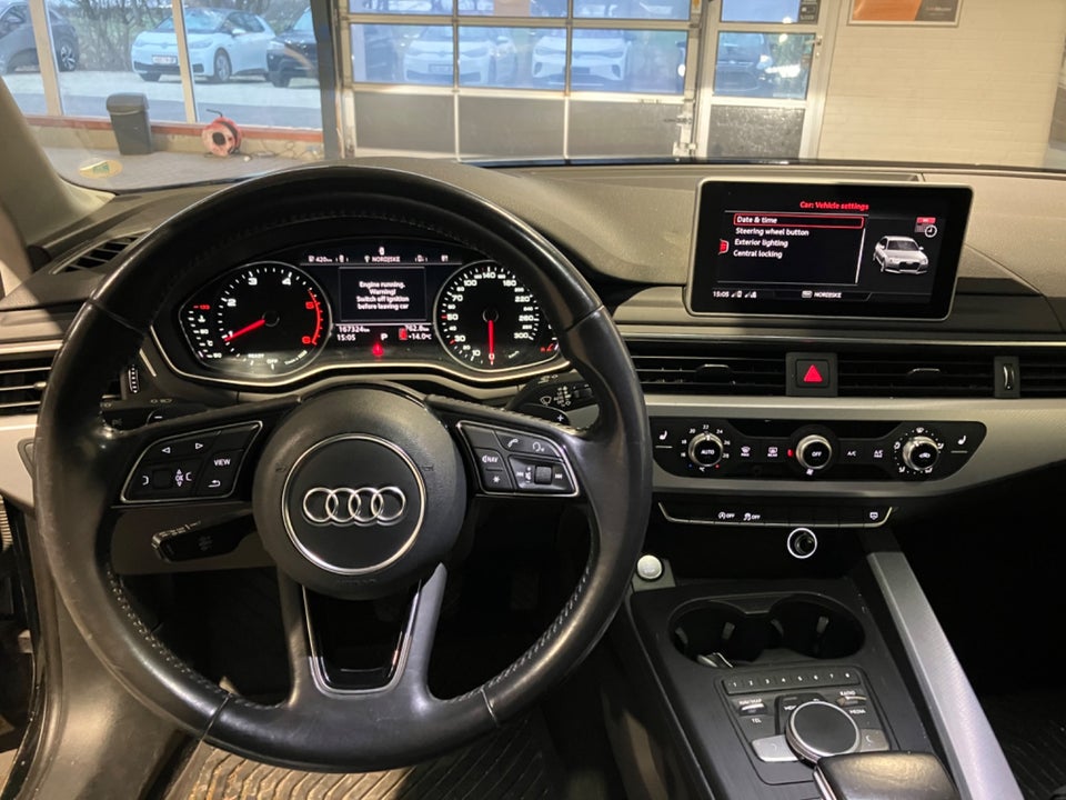 Audi A4 2,0 TDi 150 Avant S-tr. 5d