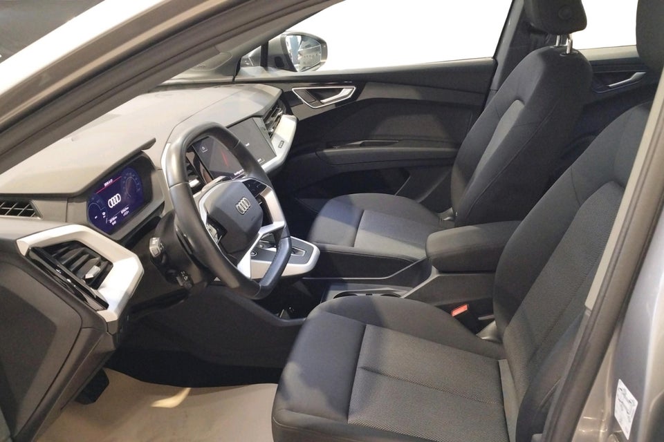 Audi Q4 e-tron 45 Progress 5d