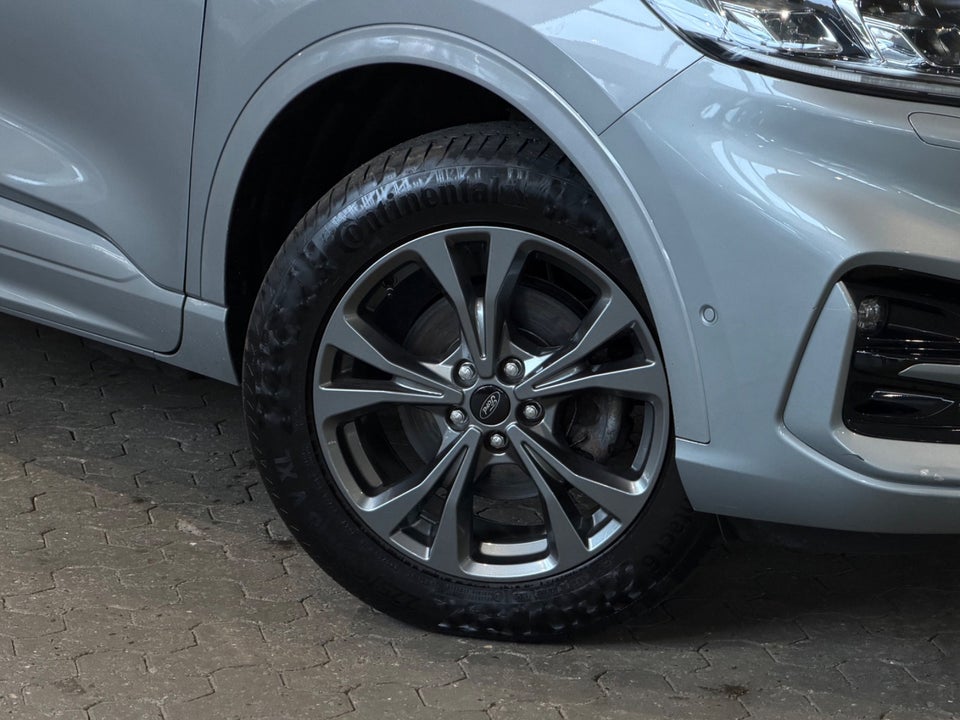 Ford Kuga 2,5 PHEV ST-Line X CVT 5d