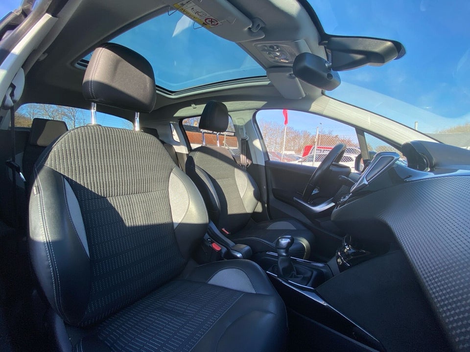 Peugeot 2008 1,2 e-THP 110 Edition+ 5d