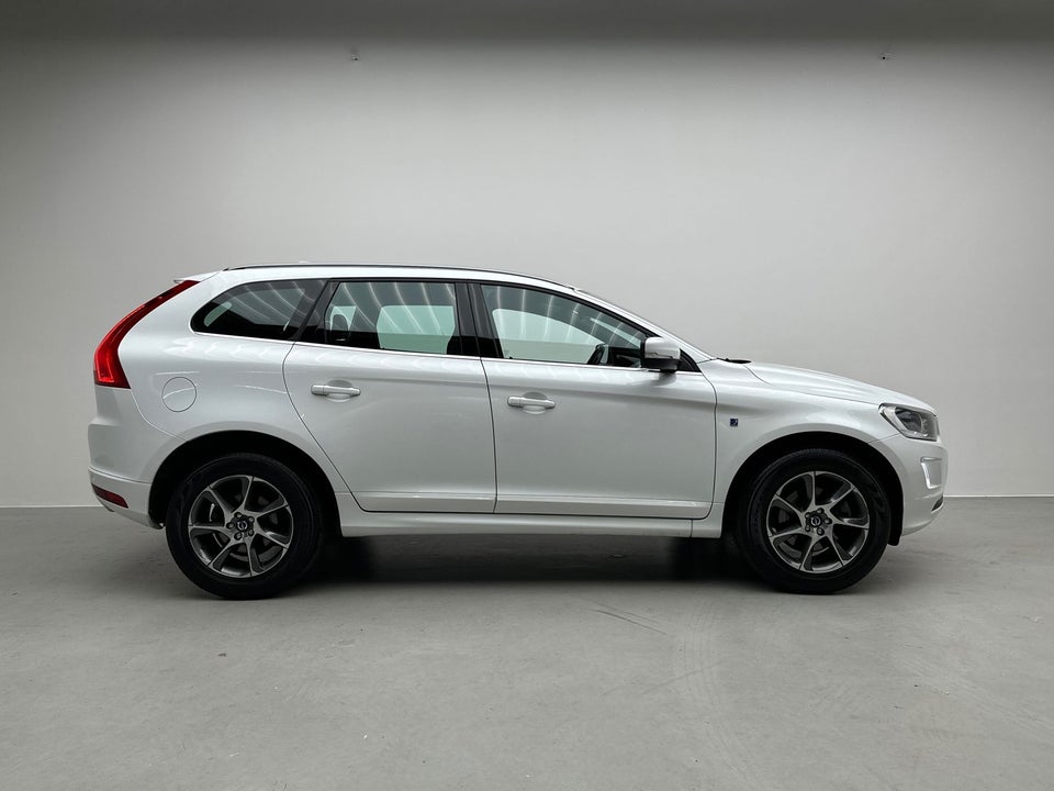 Volvo XC60 2,0 D4 190 Ocean Race aut. 5d