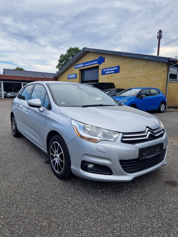 Citroën C4 1,6 HDi 112 Seduction 5d