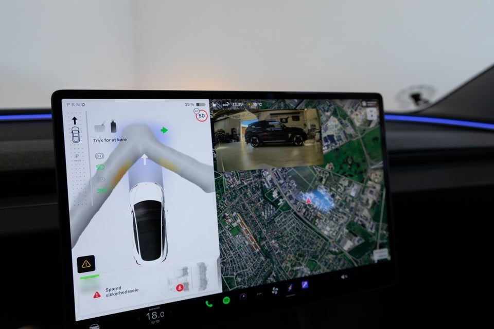 Tesla Model 3 RWD 4d