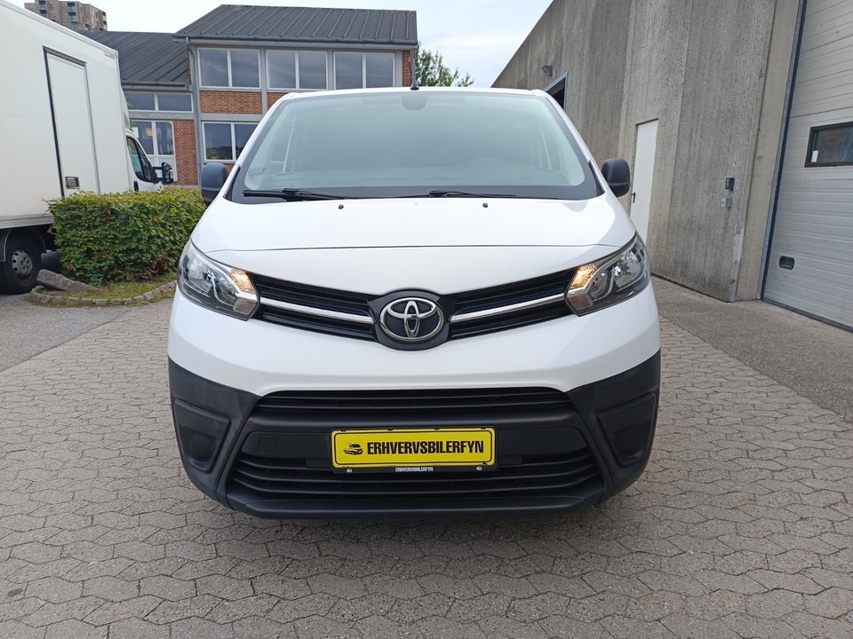 Toyota ProAce 2,0 D 120 Long Comfort 5d