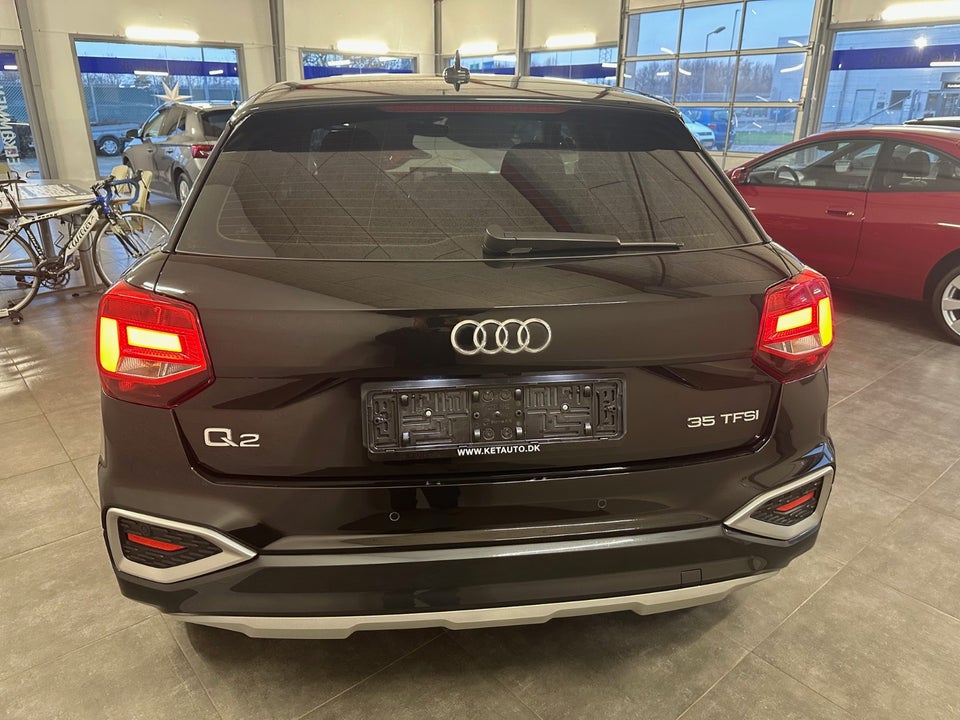 Audi Q2 35 TFSi Prestige S-tr. 5d