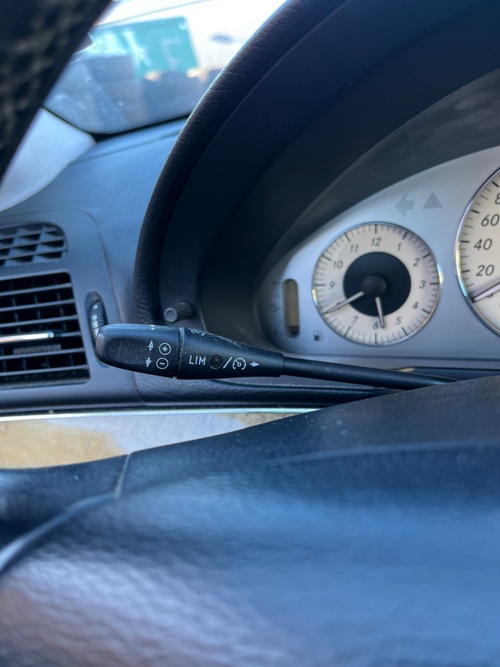 Mercedes E320 3,0 CDi Avantgarde stc. aut. 7prs 5d