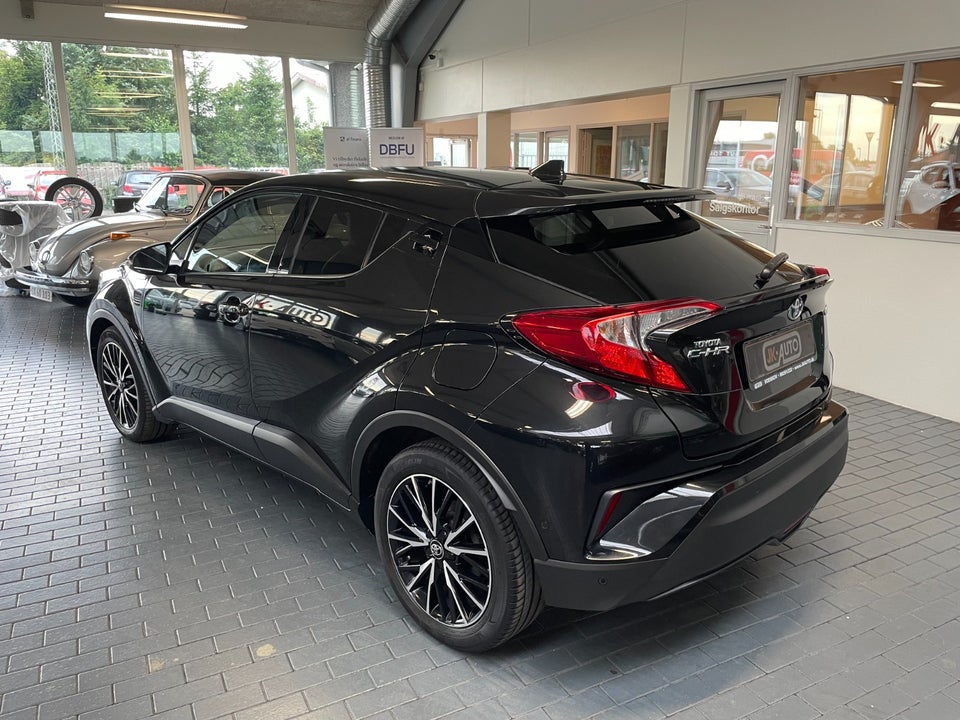 Toyota C-HR 1,8 Hybrid C-HIC CVT 5d