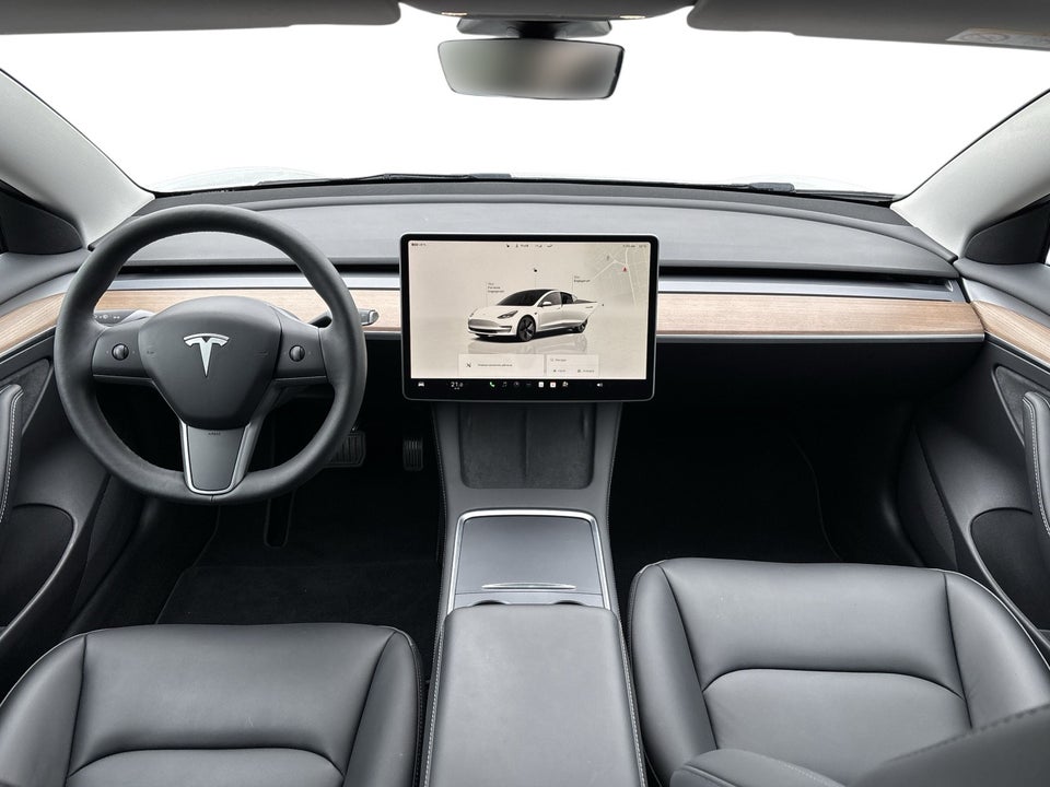 Tesla Model 3 RWD 4d