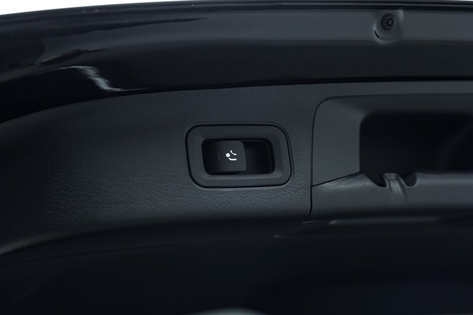 Mercedes EQA350 AMG Line 4Matic 5d