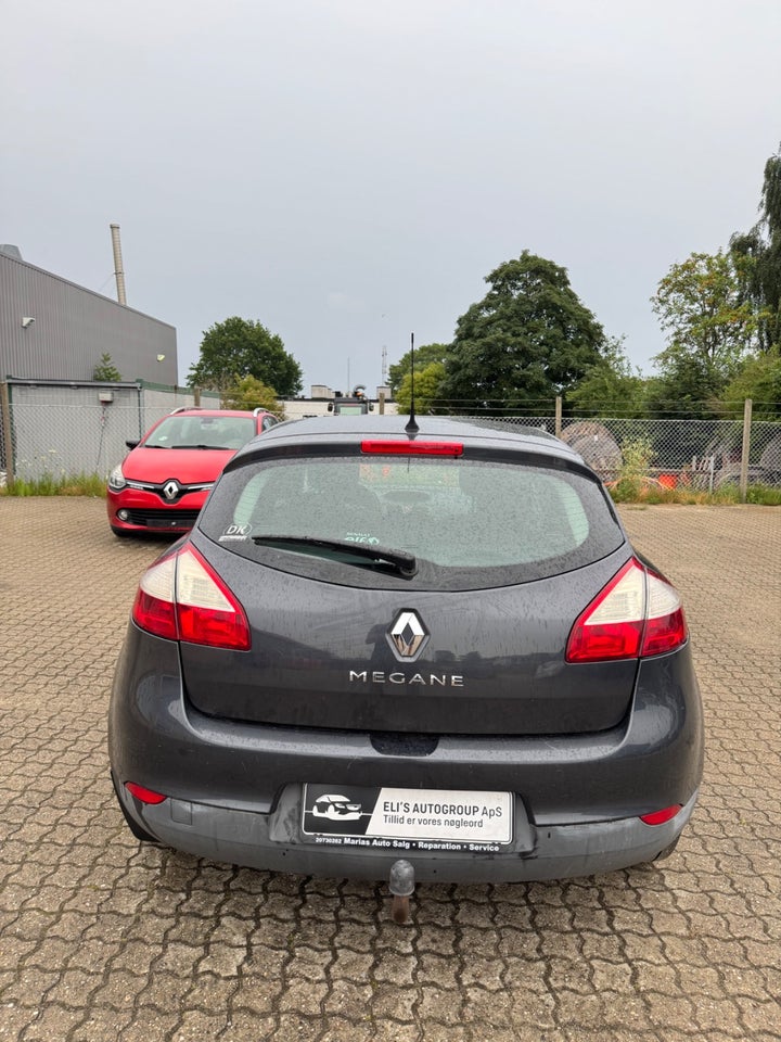 Renault Megane III 1,6 110 Expression Sport Tourer 5d