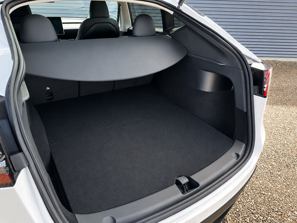 Tesla Model Y RWD 5d