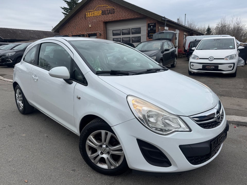 Opel Corsa 1,0 12V Enjoy 3d