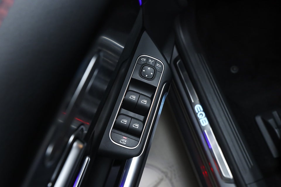 Mercedes EQB250+ AMG Premium 5d