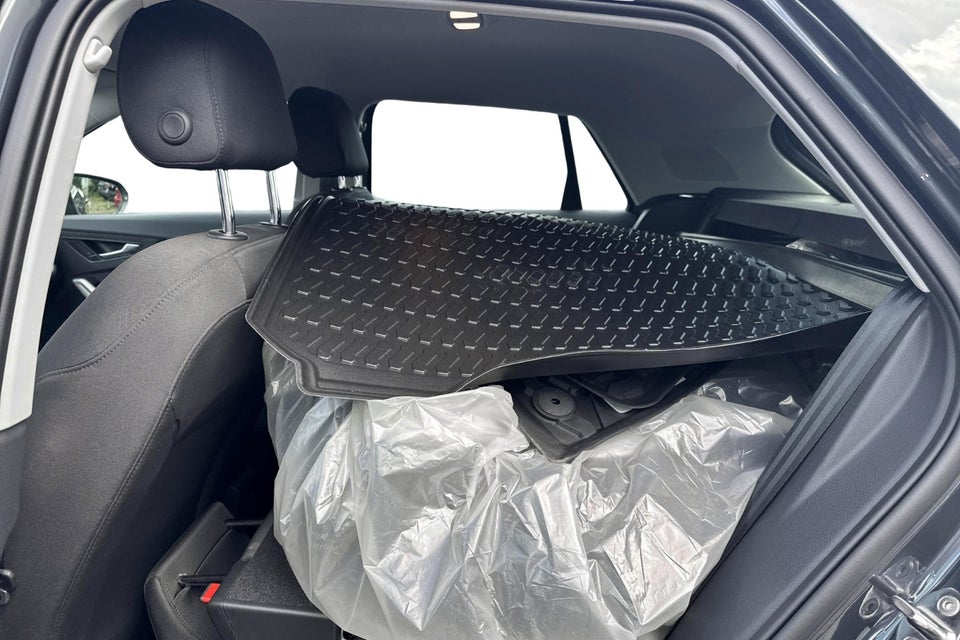 Audi Q2 35 TFSi Prestige S-tr. 5d