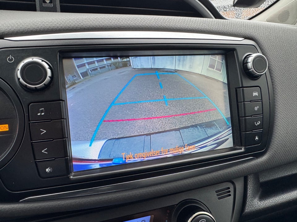 Toyota Yaris 1,5 Hybrid H3 e-CVT 5d