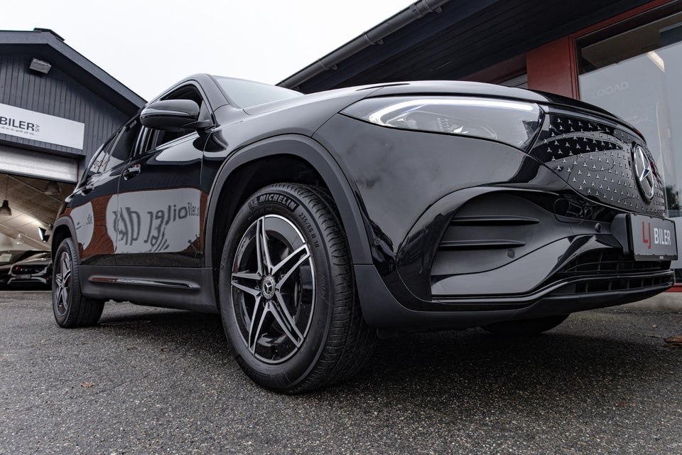 Mercedes EQB250+ AMG Line 7prs 5d