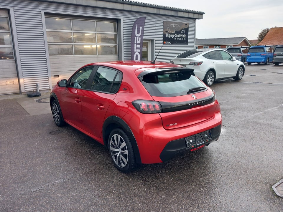 Peugeot e-208 50 Active 5d