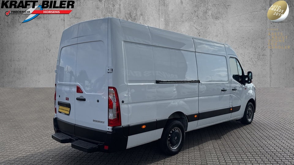 Renault Master IV T35 2,3 dCi 145 L3H2 Kassevogn RWD