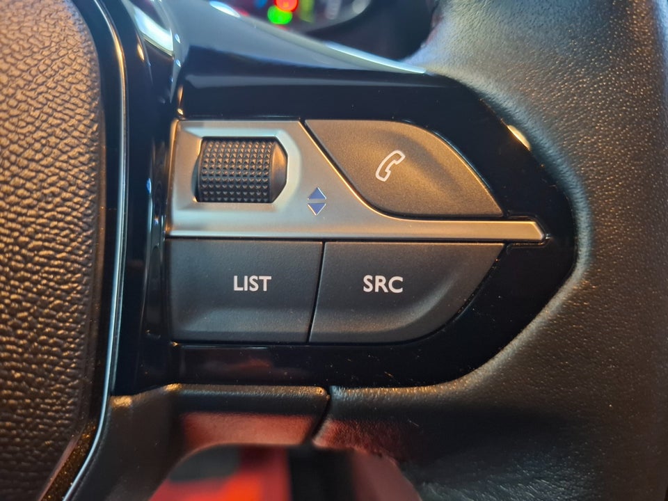 Peugeot e-2008 54 Style 5d