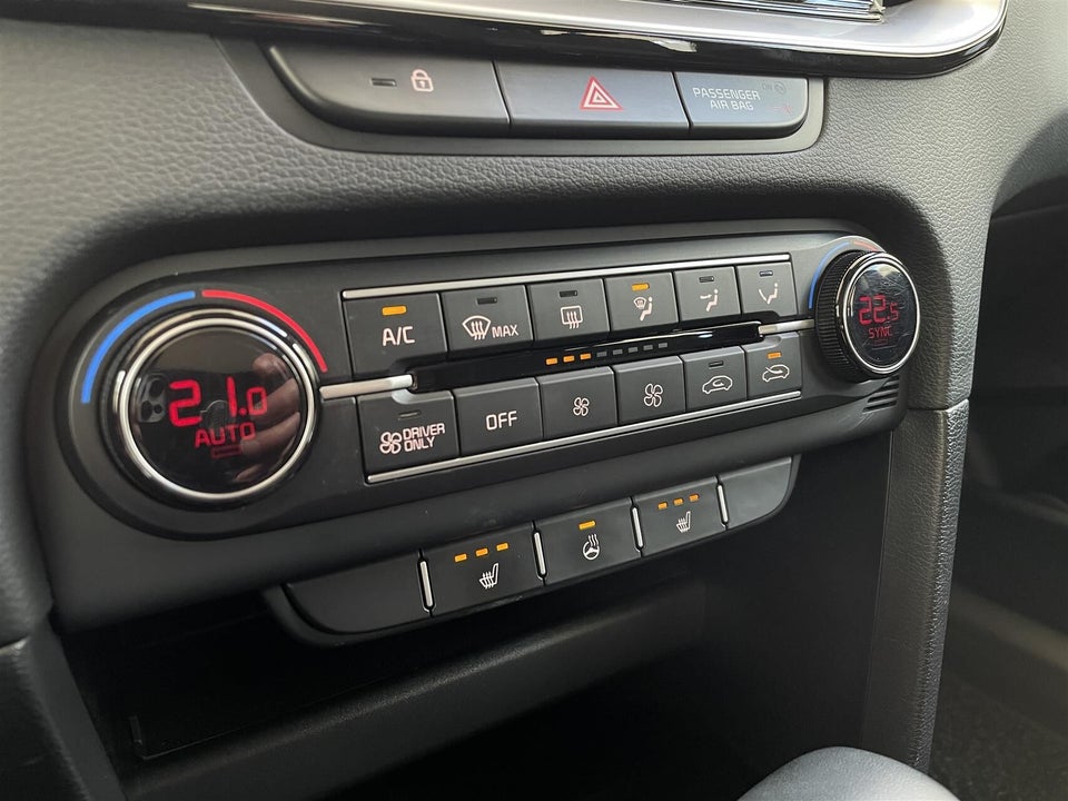 Kia Ceed 1,6 PHEV Prestige SW DCT 5d