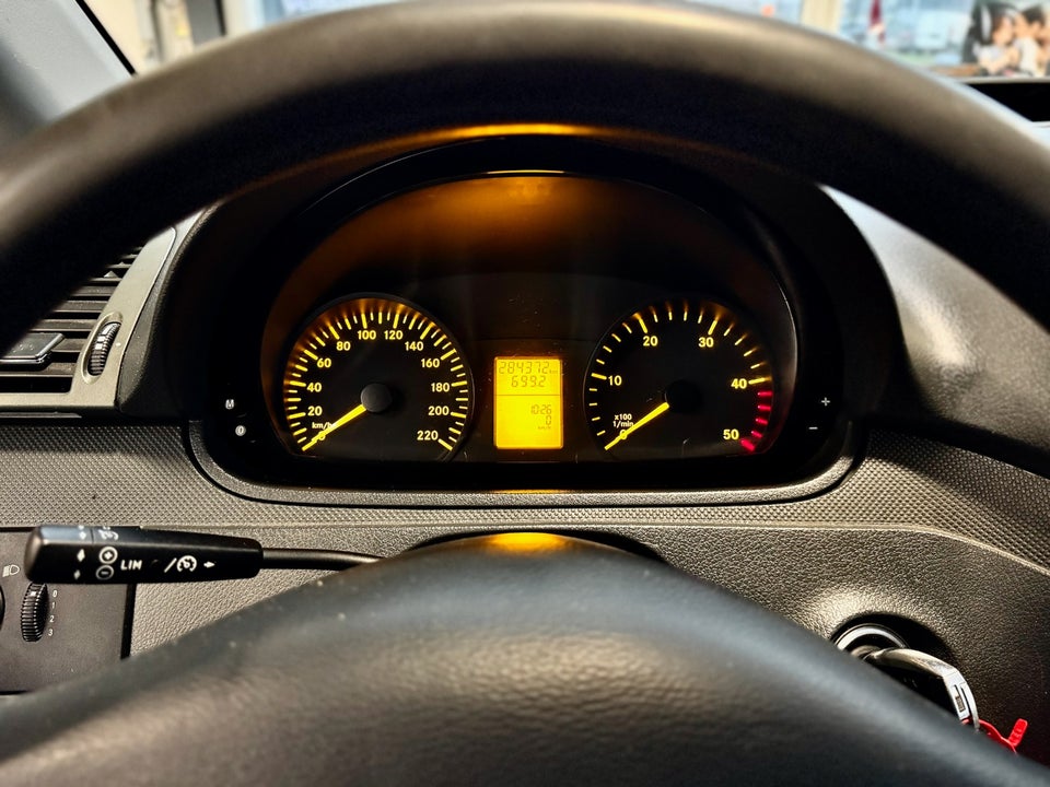 Mercedes Vito 116 2,2 CDi Standard L 4d