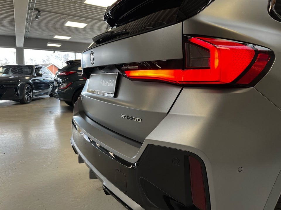 BMW iX1 xDrive30 M-Sport 5d