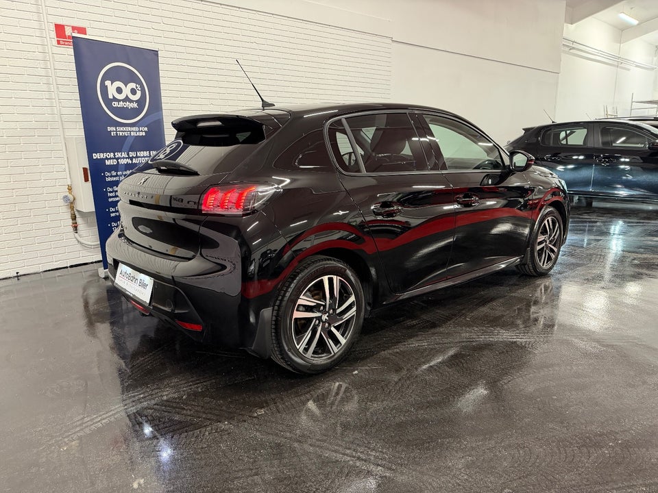 Peugeot 208 1,5 BlueHDi 100 Allure Sky 5d