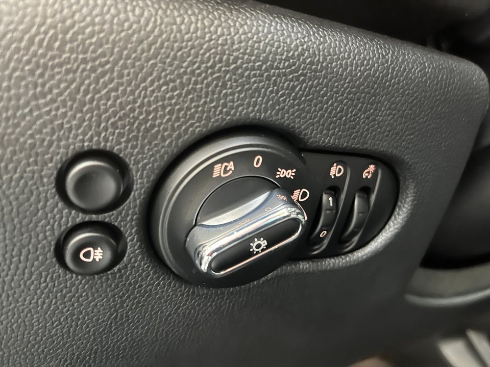 MINI Cooper SE Classic Trim 3d