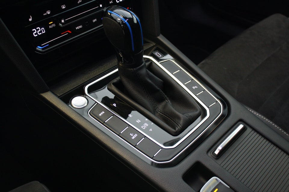 VW Passat 1,4 GTE High Variant DSG 5d