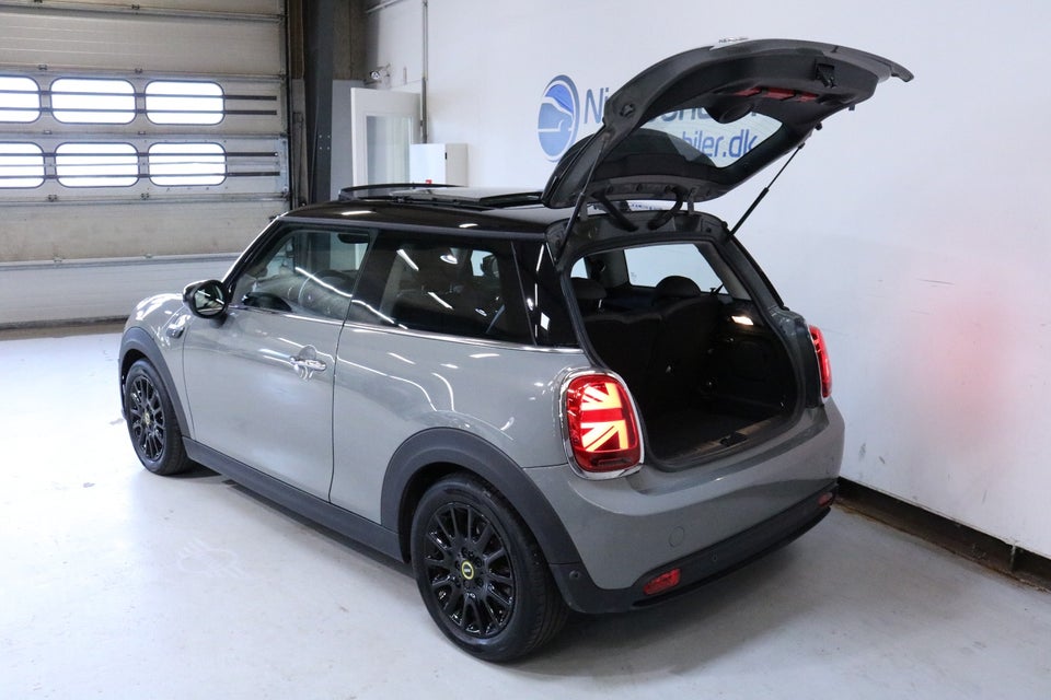 MINI Cooper SE Edition Premium Plus 3d