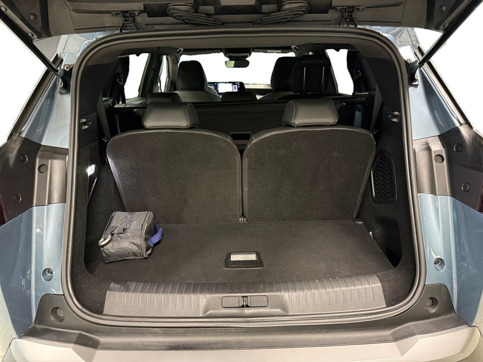 Peugeot e-5008 77 Allure 7prs 5d