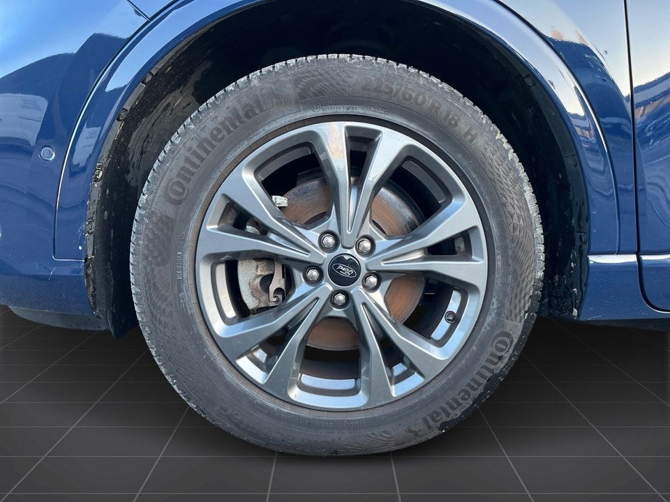 Ford Kuga 2,5 PHEV ST-Line X CVT 5d