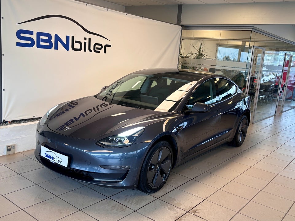 Tesla Model 3 Long Range RWD 4d