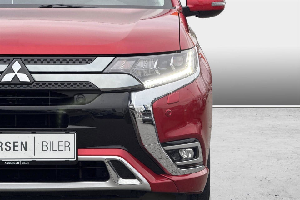 Mitsubishi Outlander 2,4 PHEV Intense CVT 4WD 5d