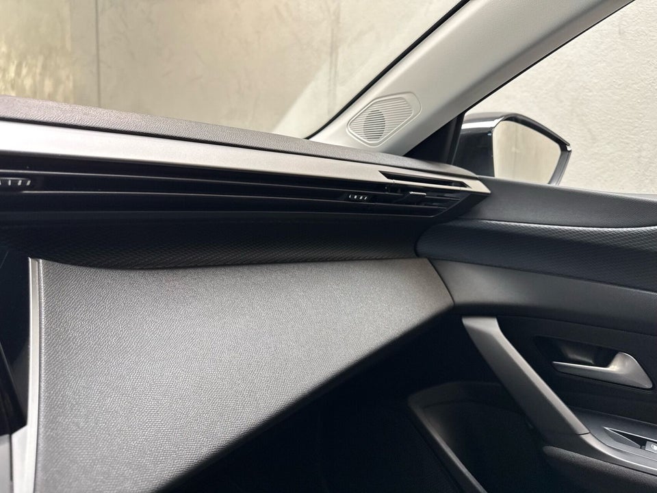 Peugeot e-308 54 Style 5d