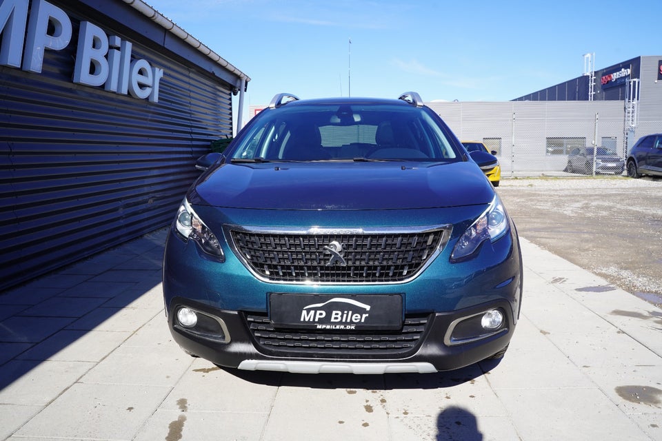 Peugeot 2008 1,6 BlueHDi 100 Allure Sky 5d